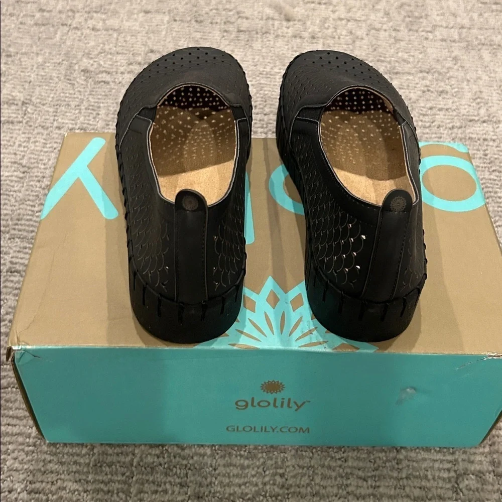 Glolily Elle Platform Wave Perforated Black 7